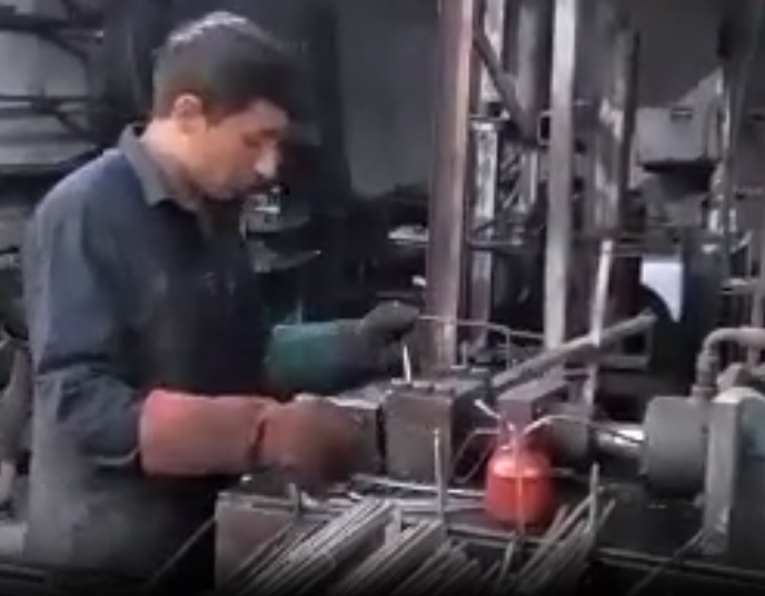 ما تولید کننده ایم